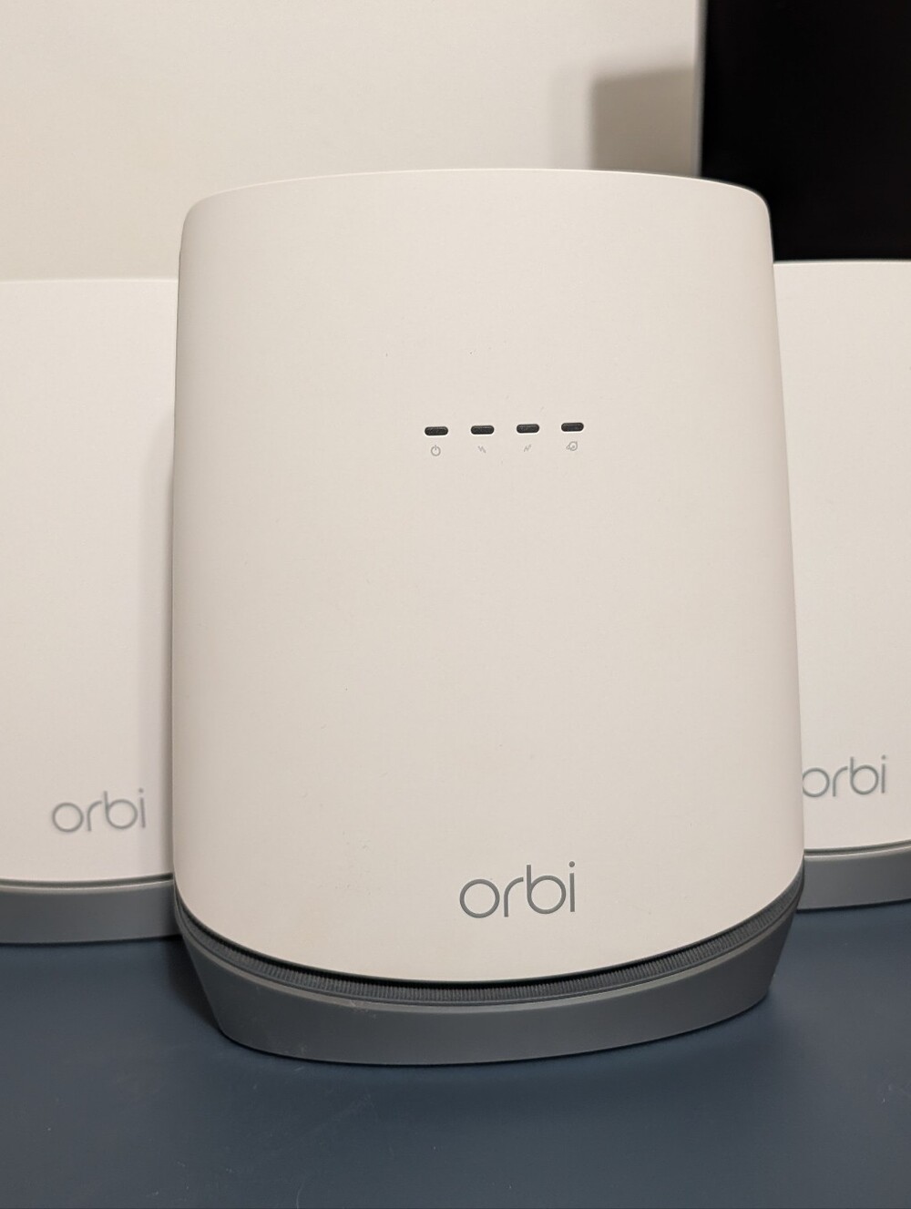 netgear Orbi Wi-Fi 6 Mesh System With Extra Satellite (3 Piece)